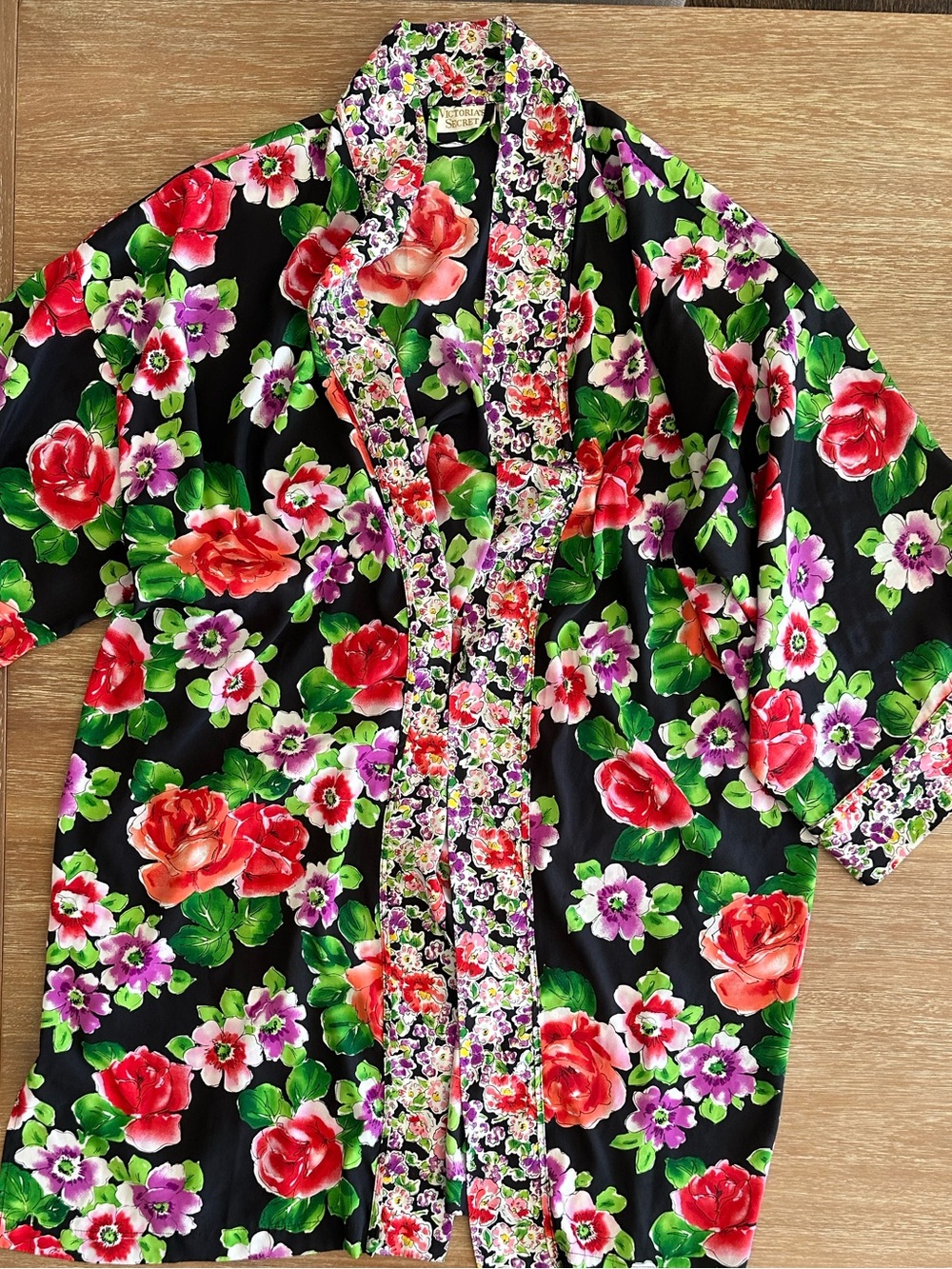 Vintage 90s Victoria’s Secret Floral Robe - Black with Red & Purple Flowers